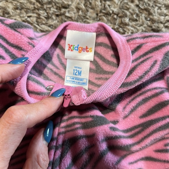 12 month fleece sleeper - Picture 2 of 3